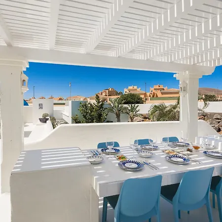 Laura Quietude, Heated Pool, Jacuzzi , Sea And Mountain Views *