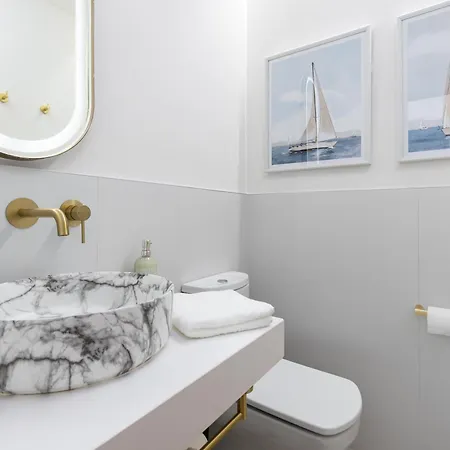 Laura Quietude, Heated Pool, Jacuzzi , Sea And Mountain Views *