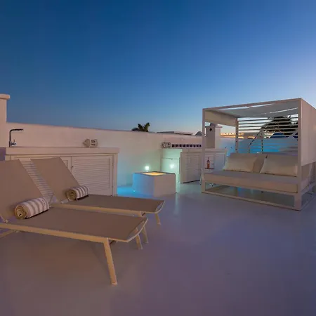 Laura Quietude, Heated Pool, Jacuzzi , Sea And Mountain Views Villa *