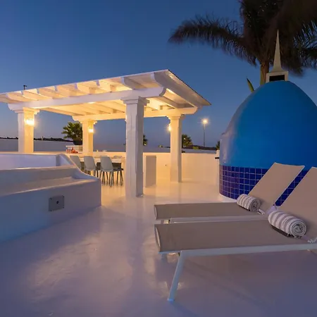 Laura Quietude, Heated Pool, Jacuzzi , Sea And Mountain Views Villa