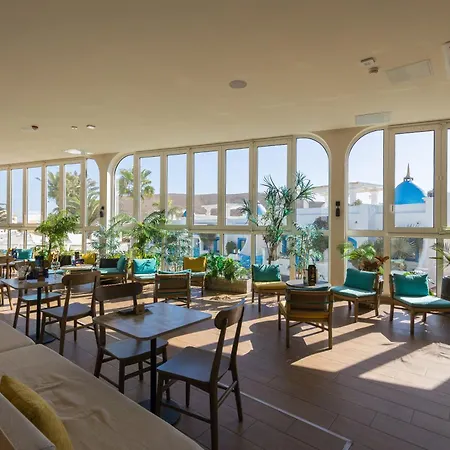 Laura Quietude, Heated Pool, Jacuzzi , Sea And Mountain Views Villa